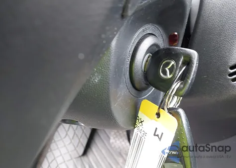 2007 Mazda Mazda3 S Sport z USA, uszkodzony, nr VIN JM1BK143371704355